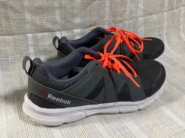 Reebok 그레이/오렌지 끈 신발