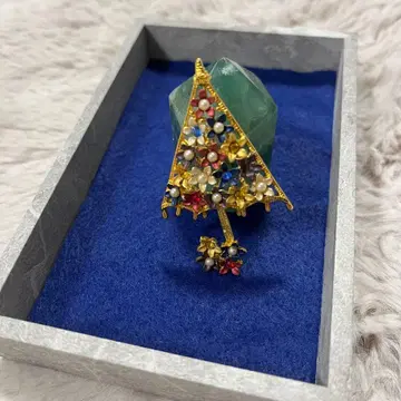 하자품 우산 플라워 브로치