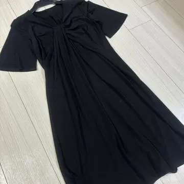 가바딘 K.T 원피스 블랙 포멀 체인 벨트