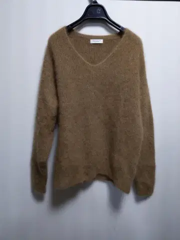 BEAUTY&YOUTH 베이지 V넥 스웨터