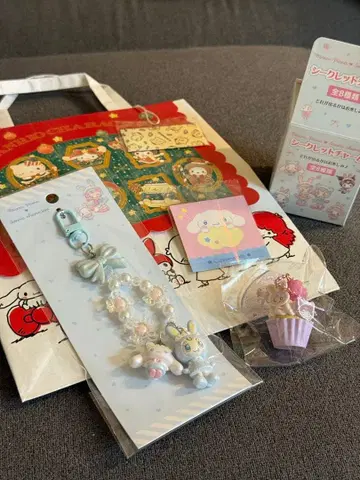 산리오 메조 피아노 키링 시나모롤 시크릿 참 쿠로미