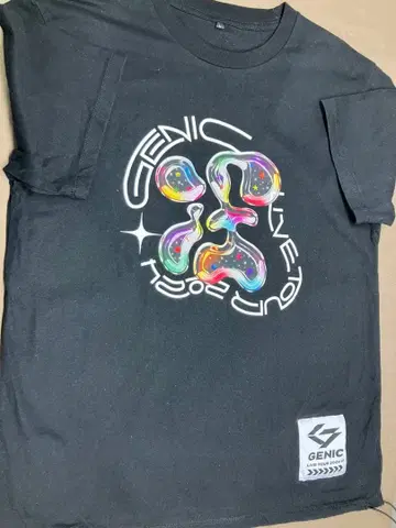 GENIC if 투어 T셔츠 L사이즈