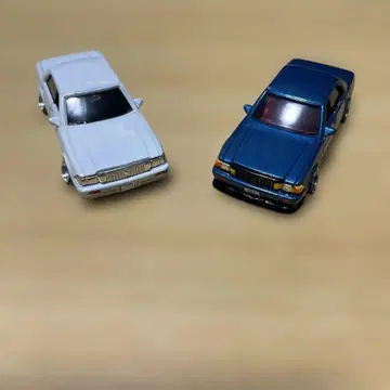 13 크라운 미니카