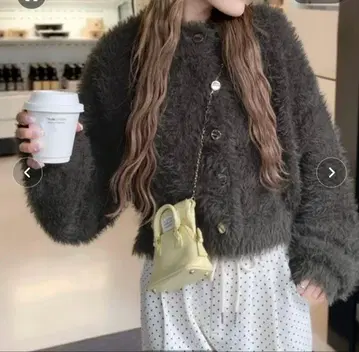 mily bilet 볼륨 소매 크롭 샤기 가디건