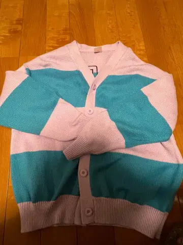 mi via loca BEE'S KNEES 가디건