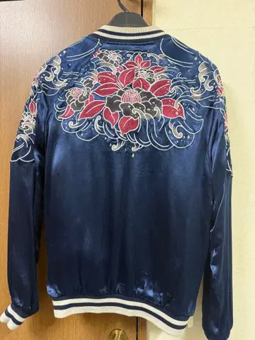 꽃무늬 자수 네이비 스카잔, 리버서블