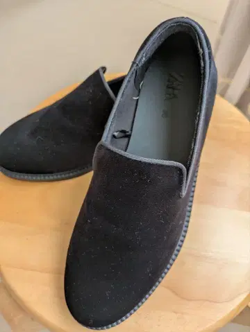 자라 슬립온 로퍼 블랙 23cm 시착만 함