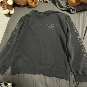 RVCA 루카 트레이닝복 맨투맨