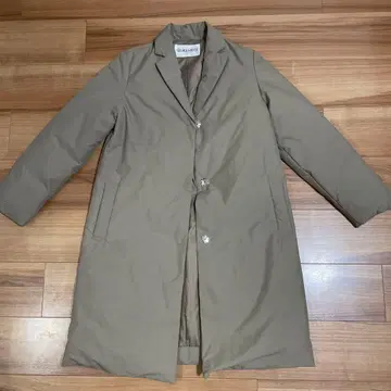 다운 85% 페더 15% 정가 33,000엔 GEORGES RECH