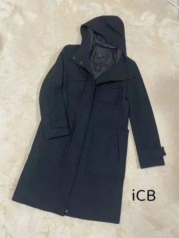icb 블랙 후드 부착 롱 코트
