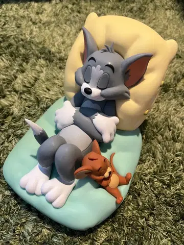 톰과 제리 자고 있는 피규어 약 14cm