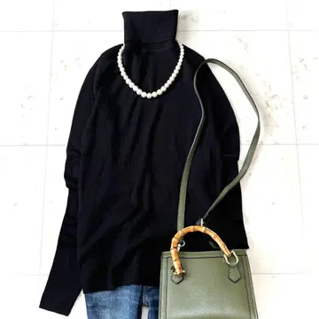 새상품급 라빠르망 Rib T/N Knit 리브 터틀넥 니트 블랙