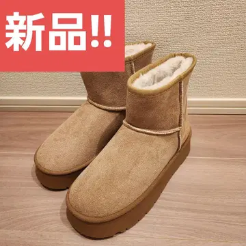 [미사용 새상품] 어그 부츠 통굽 숏 부츠 베이지 24cm