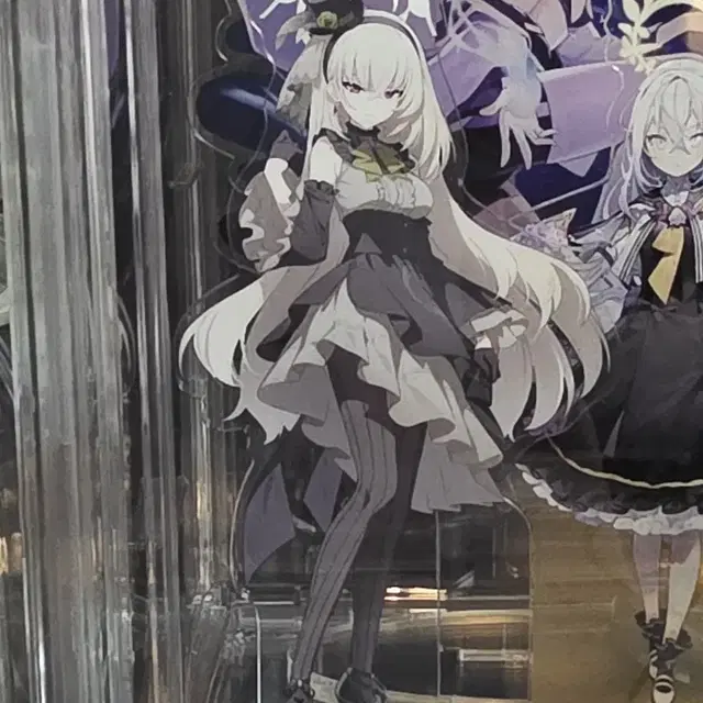 블루아카이브 샬레스토어 사쿠라코 아이돌 아크릴 스탠드 판매합니다