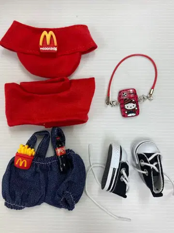 맥도날드 옷 갈아입기 의류 5종 세트 러브브 인형 옷 귀여운 핸드폰 포함
