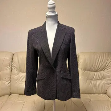 비즈니스 정장 자켓과 팬츠 세트