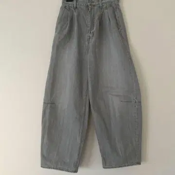 Drawer WINTER1 블랙 데님 턱 팬츠 청바지