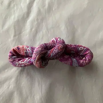 [ 에트로 ] 보라색 계열 패턴 매듭 디자인 머리핀