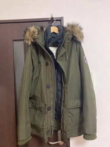 Abercrombie&Fitch 퍼 포함 다운 자켓 카키