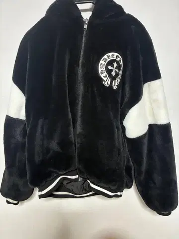 플리스 자켓 블랙/화이트