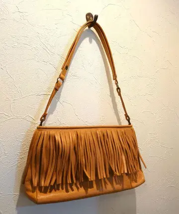 ROPE 로페 프린지 숄더백