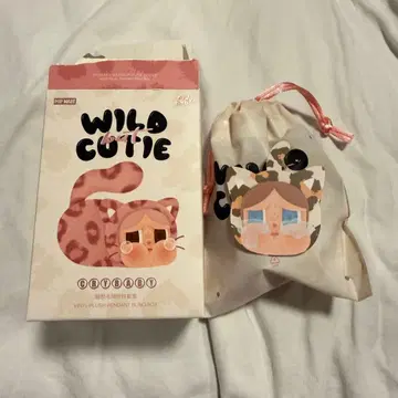 CRYBABY Wild but Cutie - Vintage Cutie