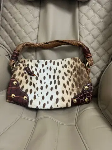 이탈리아제 DESMO 애니멀 송치 가죽 핸드백