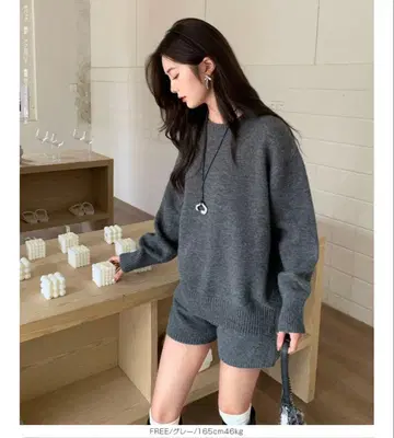 그레이 니트 스웨터 숏팬츠 셋업