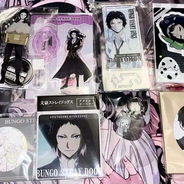 문스독 아쿠타가와 류노스케 아크릴 스탠드 코스터 키링 규조토 컵받침 일괄