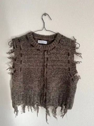 MAISON SPECIAL 프린지 니트 베스트