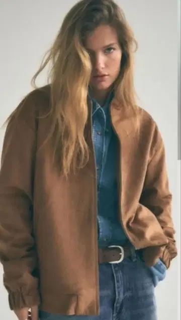 ZARA 스웨이드 느낌 봄버 자켓