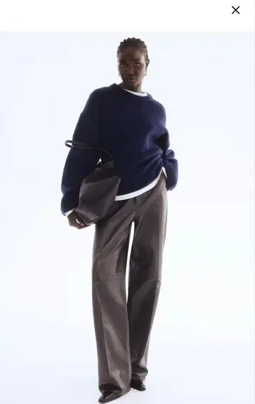 모헤어 블렌드 오버사이즈 스웨터 네이비 블루 S 사이즈