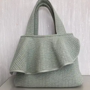 한국 누비 원단 아지메 프릴 토트백 안감 없음 세이지 그린 핸드메이드