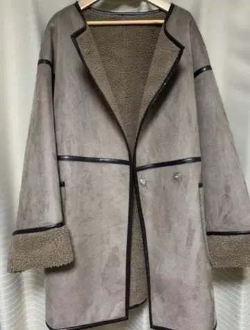 가죽 파이핑 무스탕 자켓