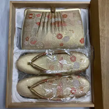 조리와 가방 세트 골드 꽃무늬 자수