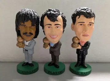 코린시안 바론 도르 3체 세트 플라티니, 크루이프, 반 바스텐