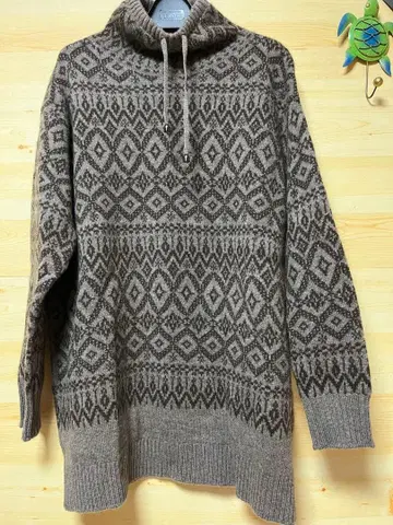 [ 새상품급 ] Nature's 하이넥 튜닉 스웨터