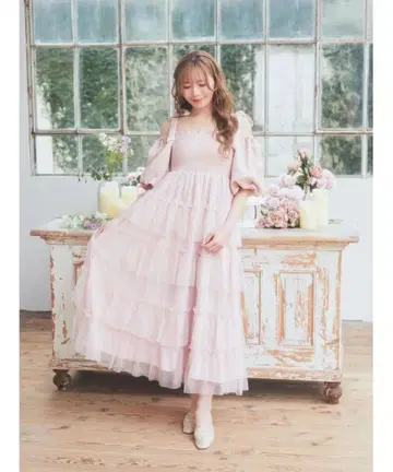 미사용 새상품 아림 자카드 퍼프 슬리브 튤 원피스