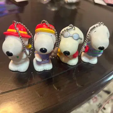 스누피 키링 4개 세트