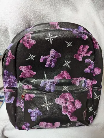 TRAVAS TOKYO 곰 무늬 백팩 블랙 x 퍼플