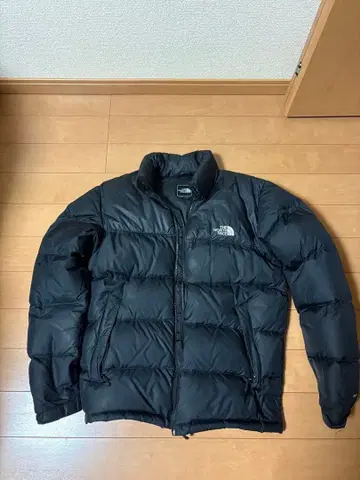[ 하자품 ] The North Face 블랙 다운 자켓