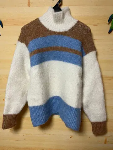 [ 새상품급 ] Herno 터틀넥 스웨터