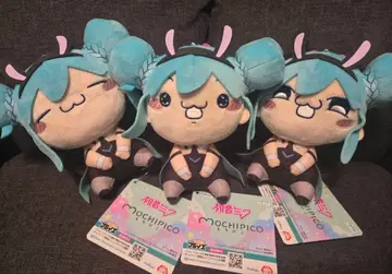 하츠네 미쿠 모찌피코 봉제 인형 빅토르 바니 전 3종 세트