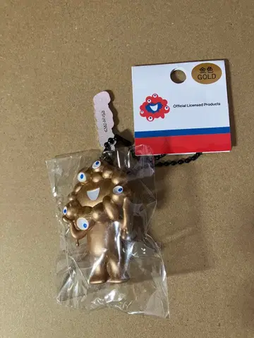 오사카 간사이 만박 2025 EXPO 미야쿠미야쿠 골드 컬러 키링