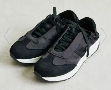 [ 한 번 착용 ] IKKA 새틴 스웨이드 콤비 스니커즈 블랙 M