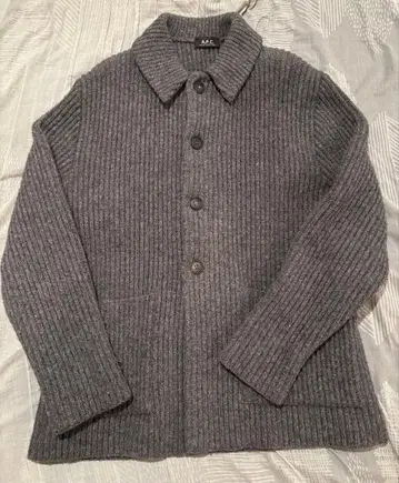 A.P.C. 니트 가디건