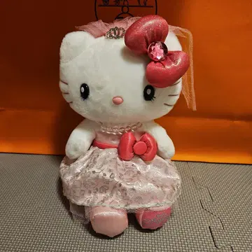 USJ 한정판 헬로키티 봉제 인형 드레스 티아라