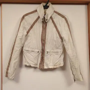 moncler 라이더 자켓 화이트