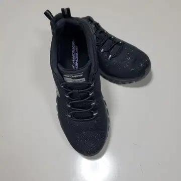 [ 새상품급 ] SKECHERS 메모리폼 스니커즈 (블랙)