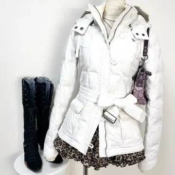 y2k Abercrombie & Fitch 로고 자수 다운 자켓